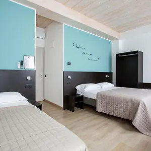 https://il-bb-di-piazza-motta.it-lombardy.com